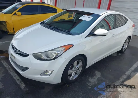2013 Hyundai Elantra Gls z USA, uszkodzony, nr VIN 5NPDH4AE2DH447899